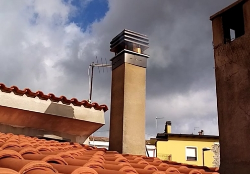 შემოაქვს თუ არა ძლიერი ქარი თქვენი ბუხრიდან თქვენს სახლში კვამლს? Gemi chimney fan არის გამოსავალი